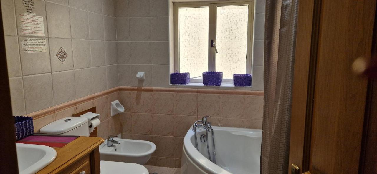 Saracini'S Homestay Attard Bagian luar foto