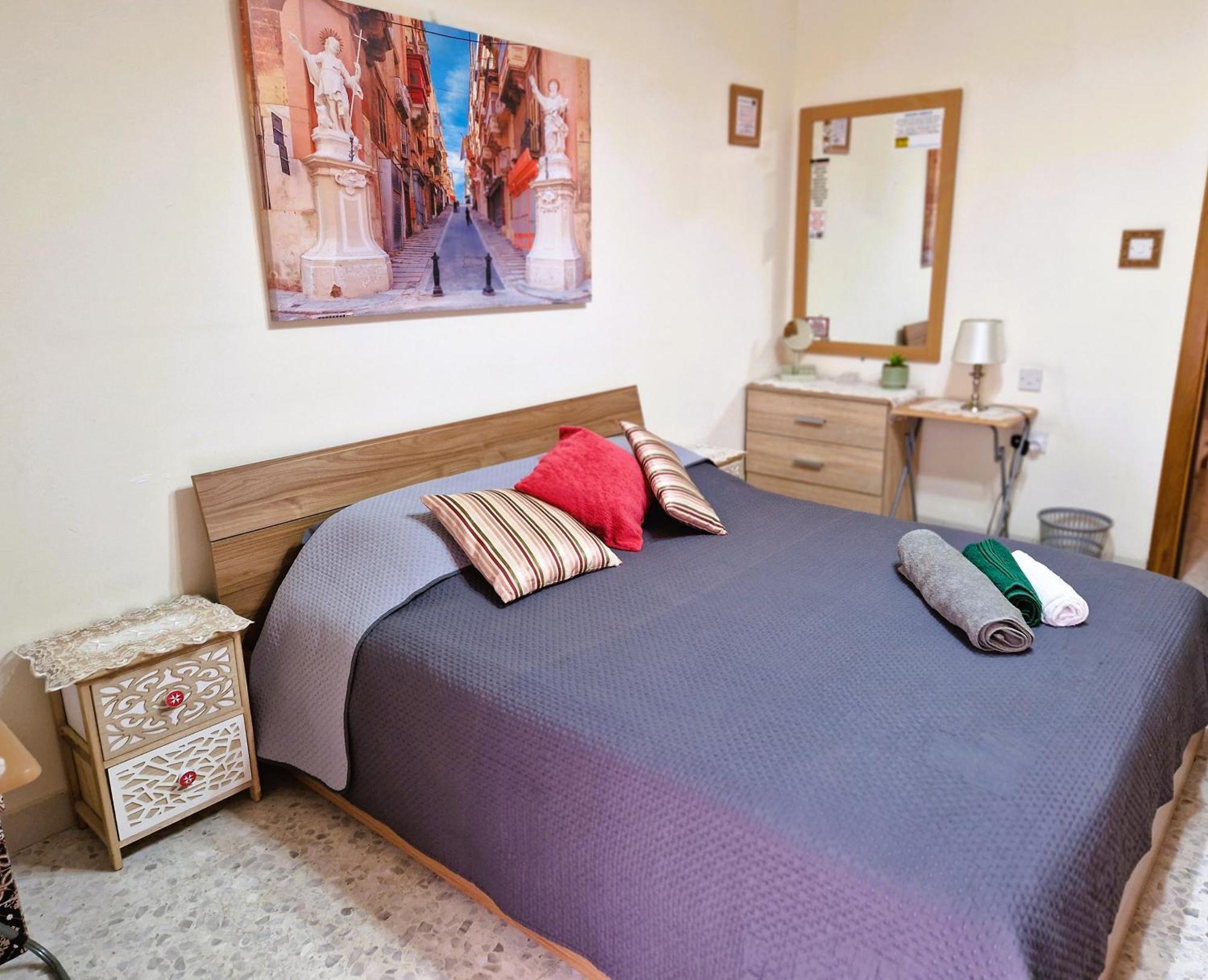 Saracini'S Homestay Attard Bagian luar foto